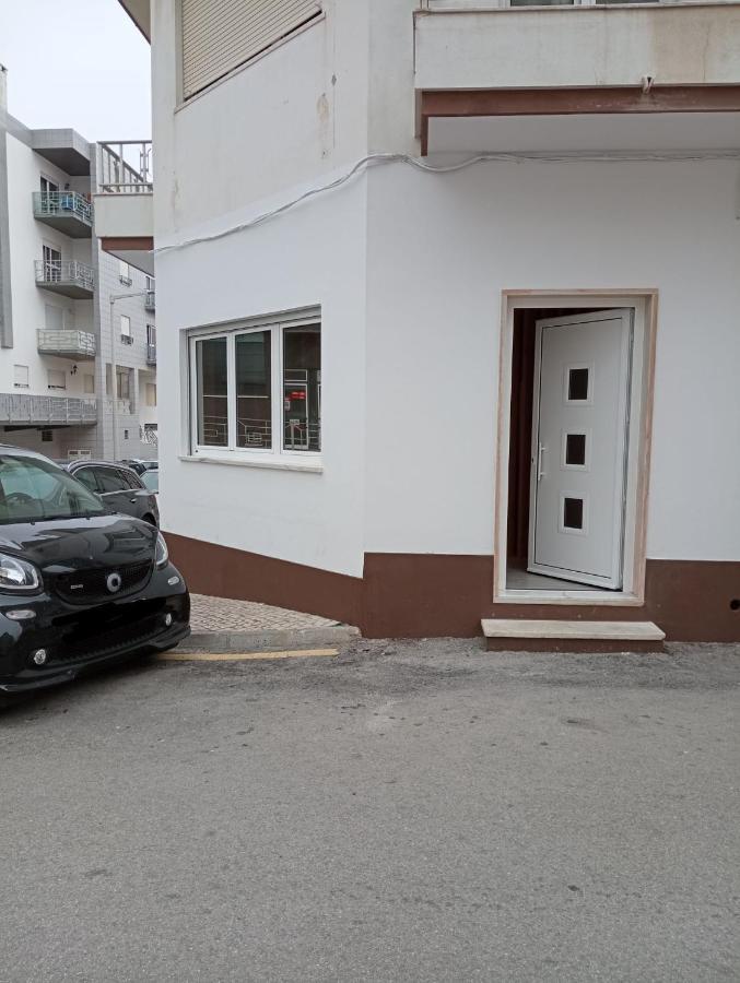 Apartamento T2 Salva-Vidas نازاريه المظهر الخارجي الصورة